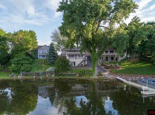 512 Point Ave, Madison Lake, MN 56063