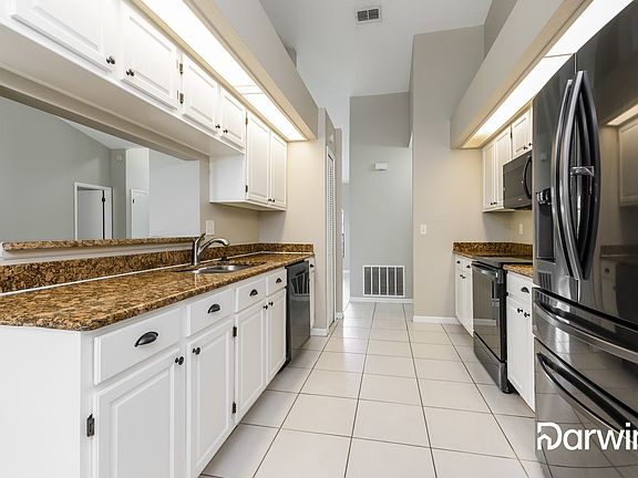 2nd image of 2368 Bagdad Ave