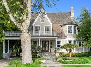 43 Kenilworth Ave, Kenilworth, IL 60043