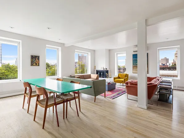 180 S 4th St APT 4S, Brooklyn, NY 11211