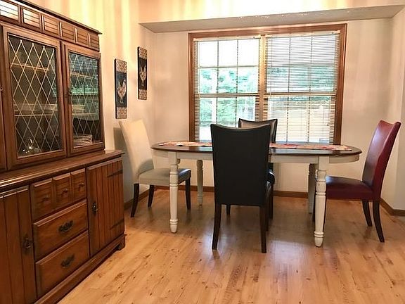 5th image of 111 Fonda Ln