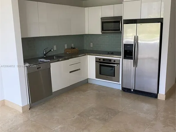 1050 Brickell Ave, Miami, FL