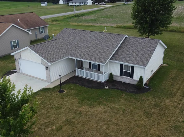 102 N Rebecca St, Claypool, IN 46510
