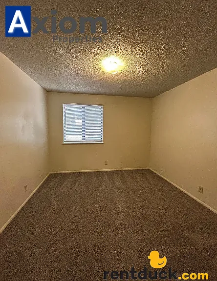 Fairway Estates Condominiums — Photo 11