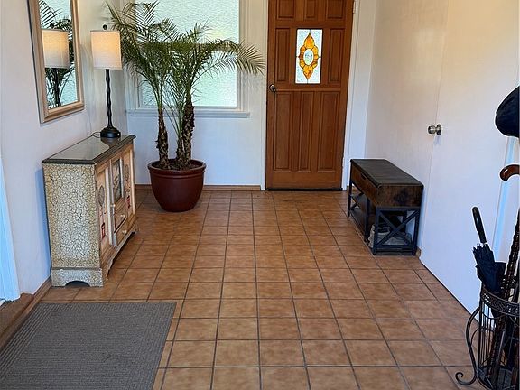 3rd image of 13157 McKinley Ave