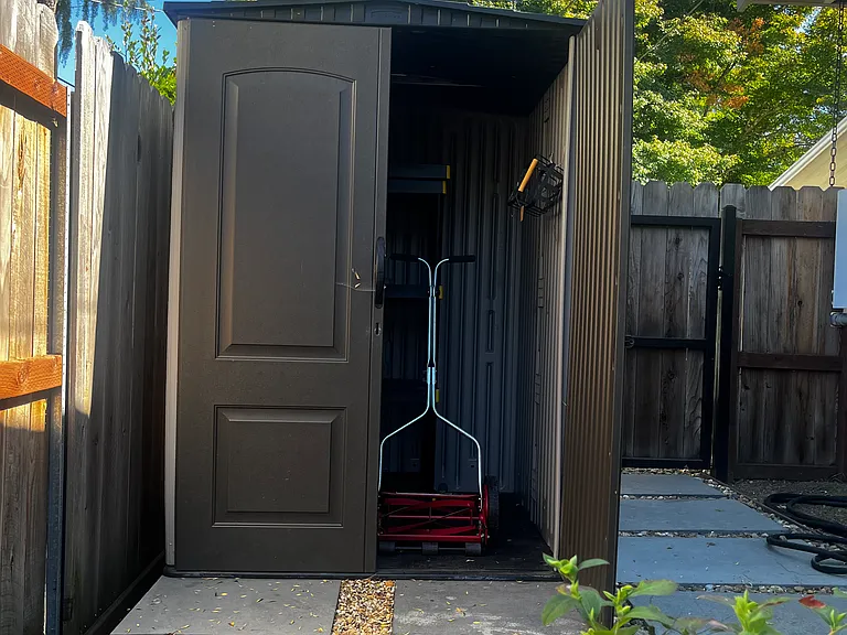 147 Karen Dr #A — Photo 14