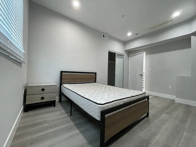5401 Carlin St — Photo 11