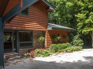 429 Highland Gap Rd, Scaly Mountain, NC 28775