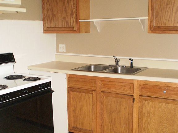 5th image of 220 Ogle Ave APT 3