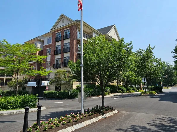 340 Carson Ter, Huntingdon Valley, PA 19006