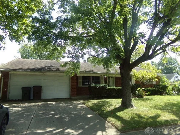 303 Edgemoor Pl, Englewood, OH 45322