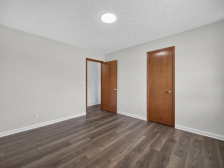 2591 Doc Hughes Rd — Photo 28