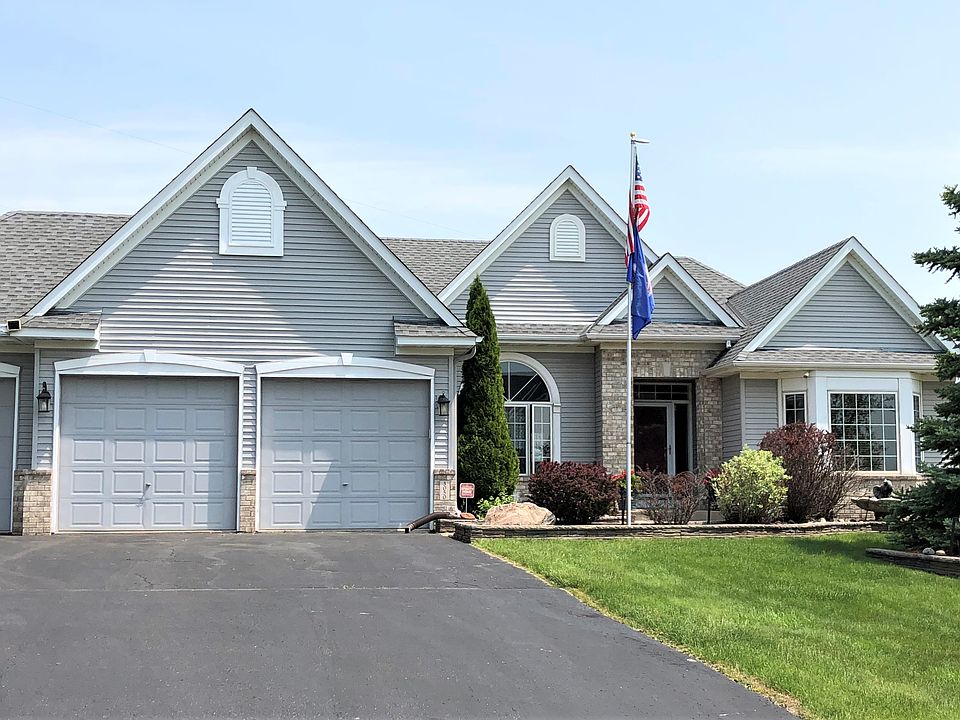 3050 Duluth. Must See! 