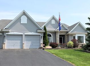 3050 Duluth St N, Maplewood, MN 55109
