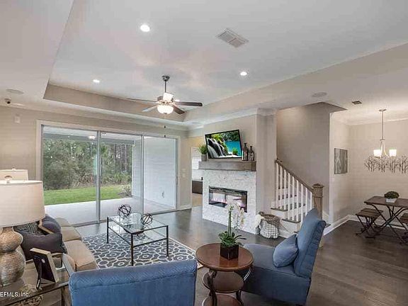 4th image of 244 Appian Ave