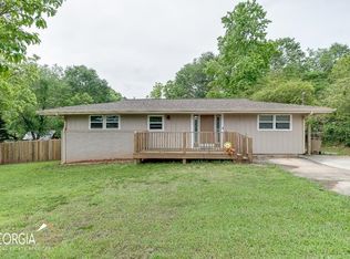 4021 Oakwood Rd, Oakwood, GA 30566