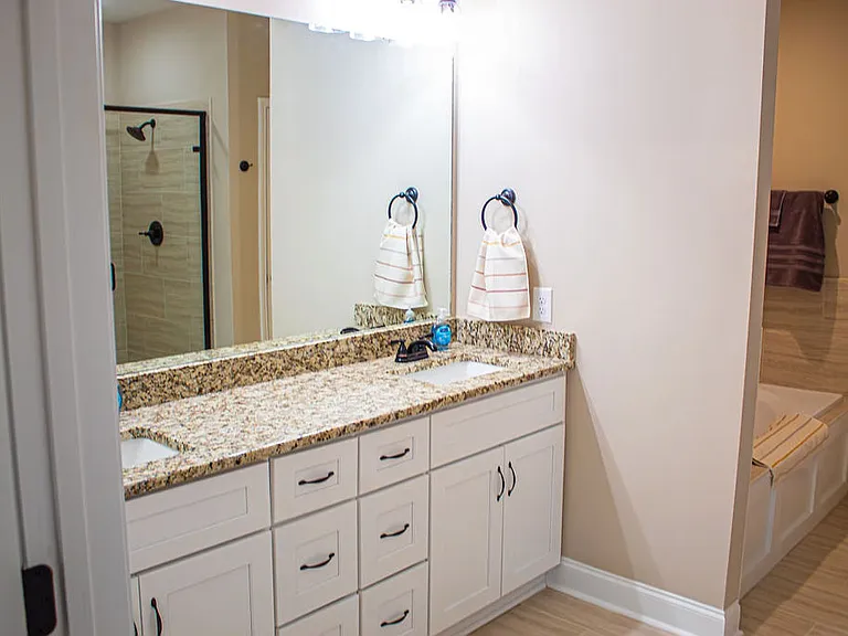 504 Nandina Ct — Photo 6