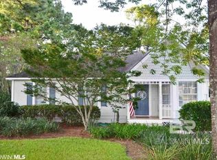 621 Morphy Ave, Fairhope, AL 36532