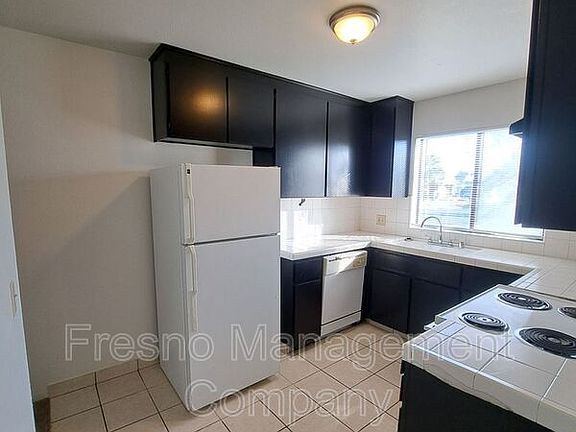 5th image of 944 W McKinley Ave APT 101
