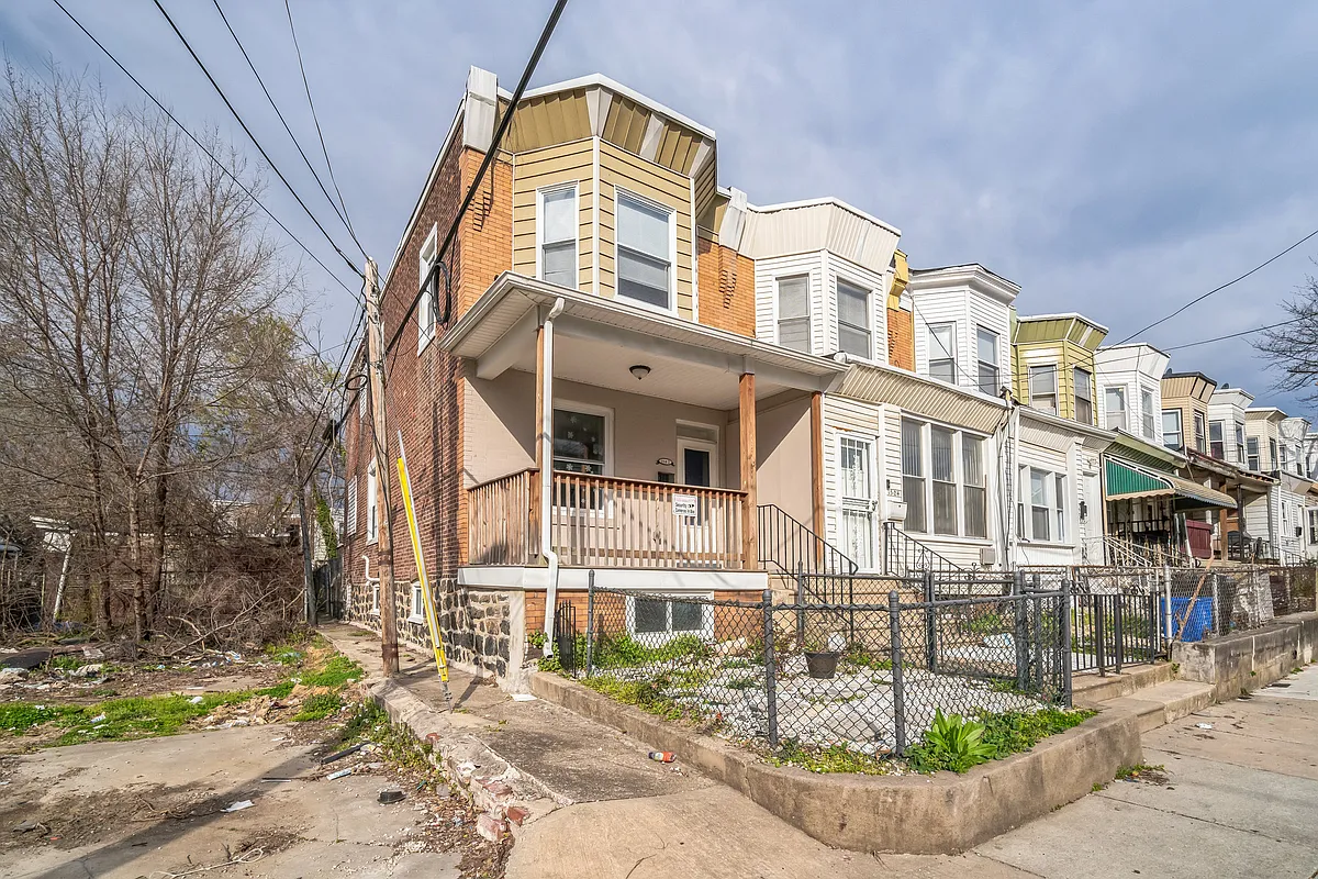 Building Photo - 1502 N Conestoga St