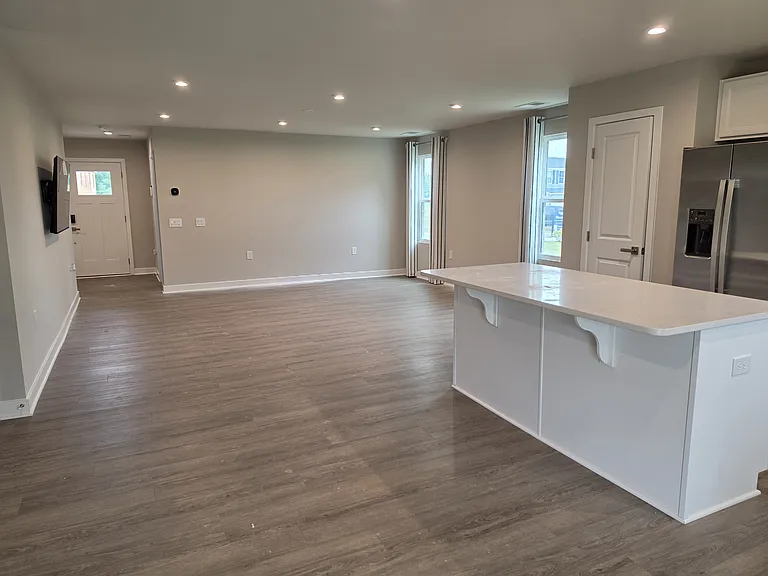 4002 Chessgrove Way — Photo 7