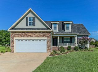 225 Clemens Dr, Pikeville, NC 27863