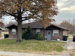 2749 Hawthorne Rd, Cape Girardeau, MO 63701