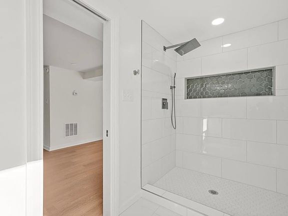 Full bath