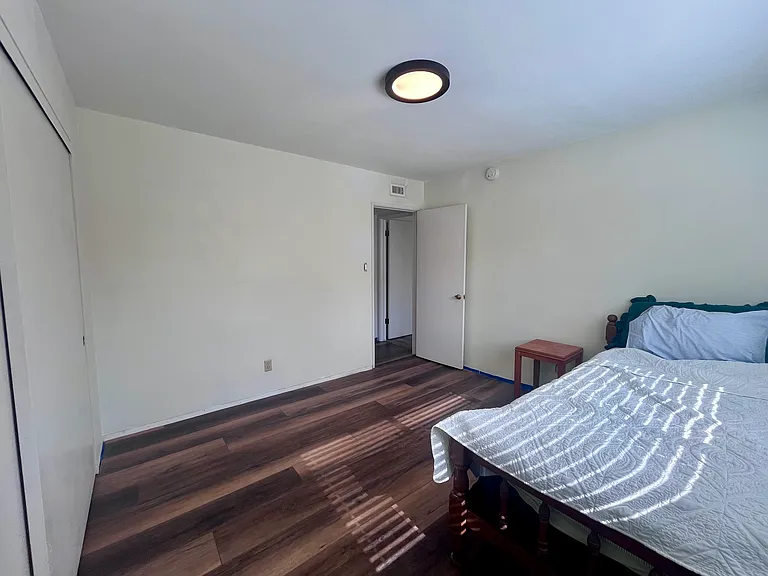 5743 Coke Ave — Photo 24