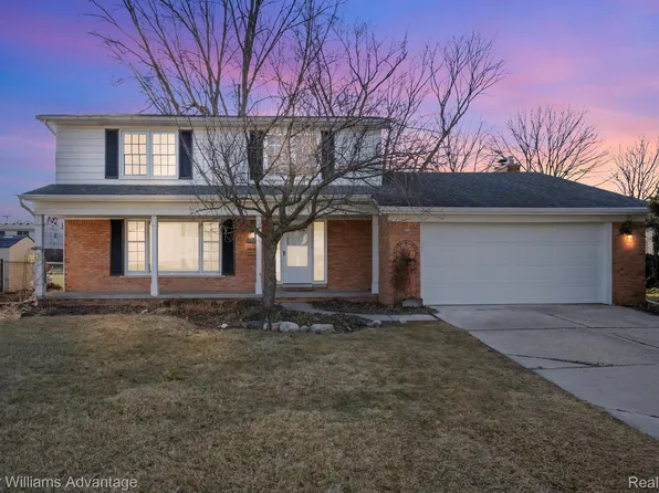 15427 Alpine Dr, Livonia, MI 48154