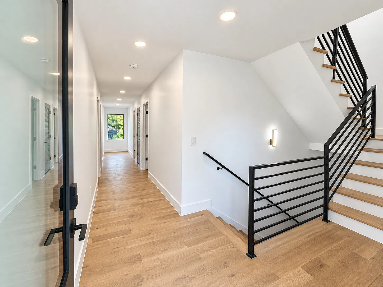 6 bed, 5.5 bath, 5016 sqft, $9,000 — Photo 4