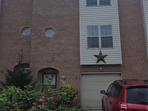 348 Moty Dr, Alburtis, PA 18011