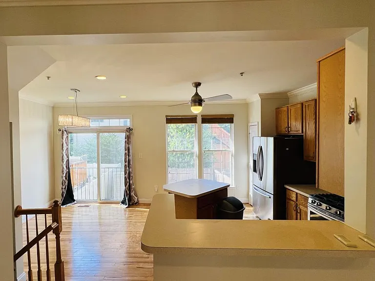 10016 Greenspire Way — Photo 9