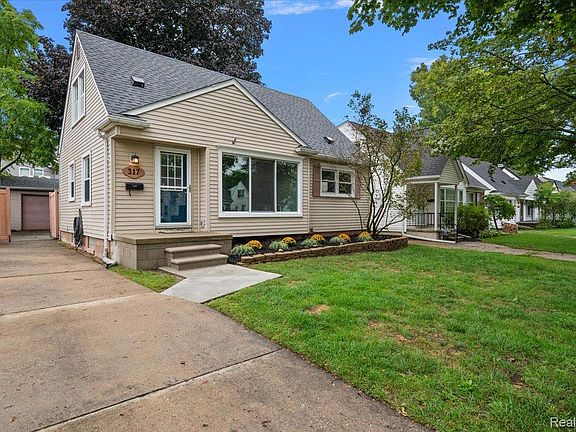 3rd image of 317 Walnut Ave