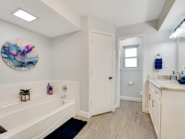 13421 Whispering Hills Dr — Photo 5