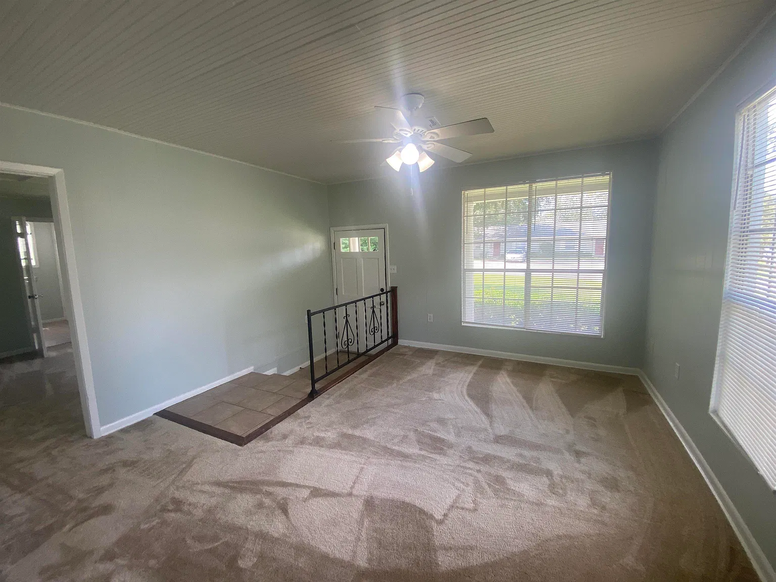 2 bed, 1.0 bath, 818 sqft, $1,450 — Photo 4