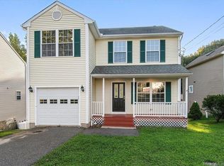 223 Lakeside Blvd E, Waterbury, CT 06708