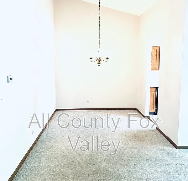 1408 W Crane St #6 — Photo 8
