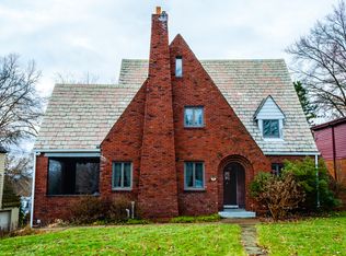 10 Standish Blvd, Mt Lebanon, PA 15228