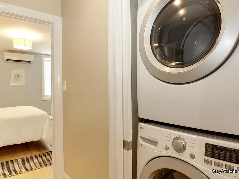 314 A St NE #1 — Photo 12
