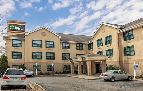 Boston - Tewksbury Photo 1