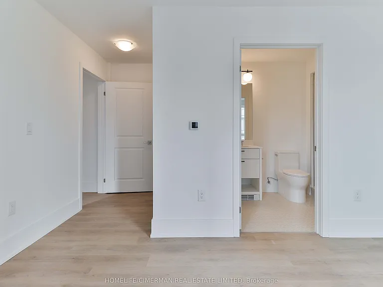 206 King St W #Penthouse 1 — Photo 37