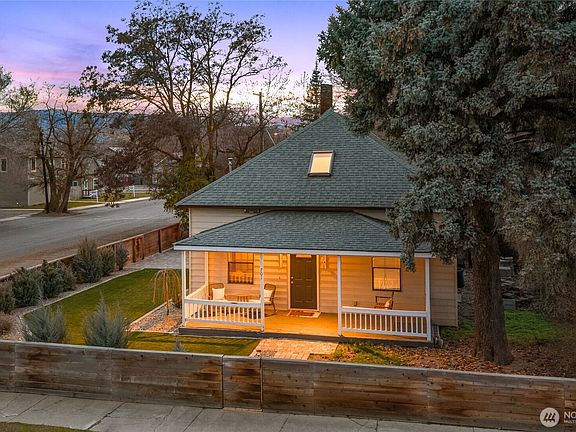 3rd image of 701 N Kittitas Street