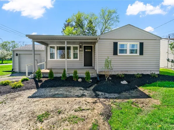 2934 Brunswick Rd, Youngstown, OH 44511