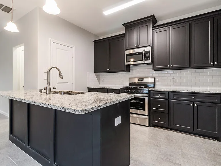 710 Barkley St #B — Photo 10