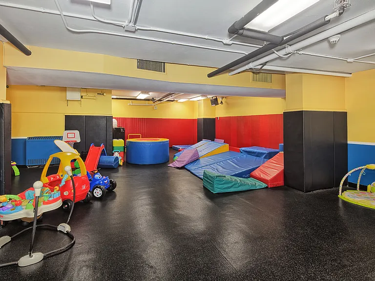 7004 Kennedy Blvd E #38AA — Photo 23