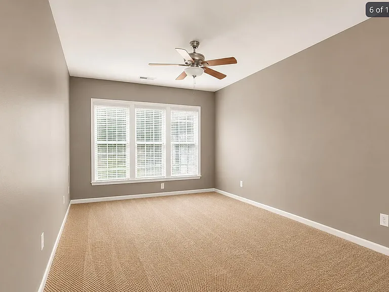 1170 Summer Hollow Rd — Photo 9