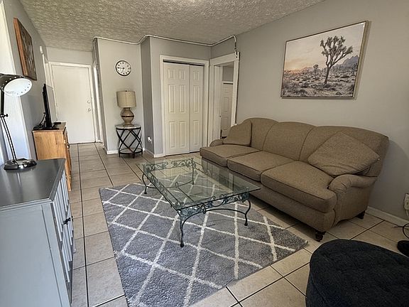 2nd image of 5222 Lexington Ave #1