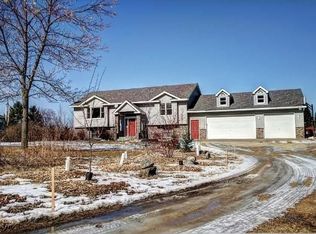 7810 110th St S, Cottage Grove, MN 55016