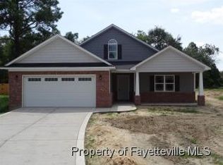 507 Hammond Farms Rd, Hope Mills, NC 28348